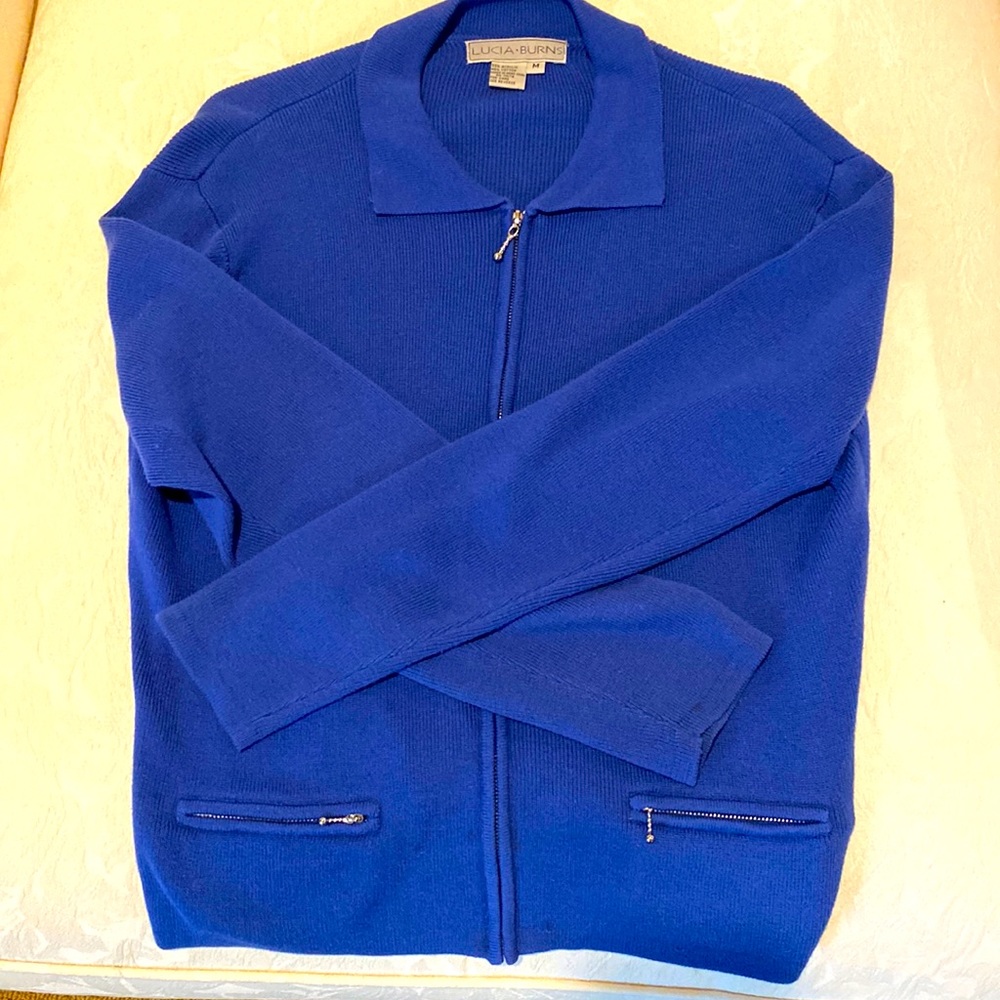 Great condition Lucia Burns size medium ladies zip-up sweater!  Blue